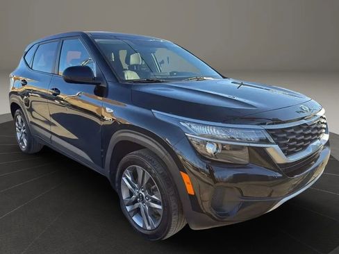 Used 2021 Kia Seltos LX AWD/4WD image 3