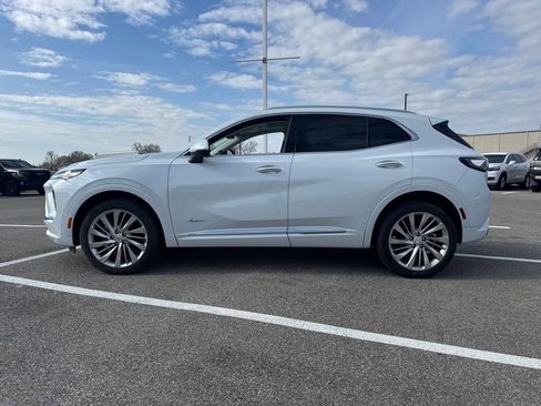 New 2026 Buick Envision Avenir image 3
