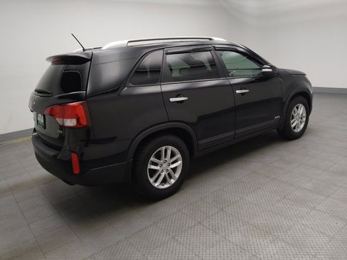 Used 2014 Kia Sorento LX w/ Premium Package image 10
