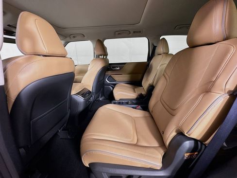 New 2026 INFINITI QX80 Luxe w/ Cargo Package image 31