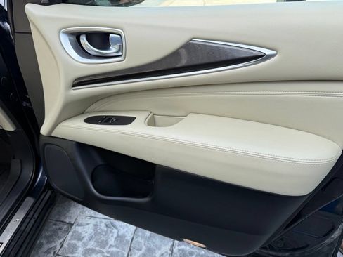 Used 2019 INFINITI QX60 Luxe w/ Essential Package AWD/4WD image 32