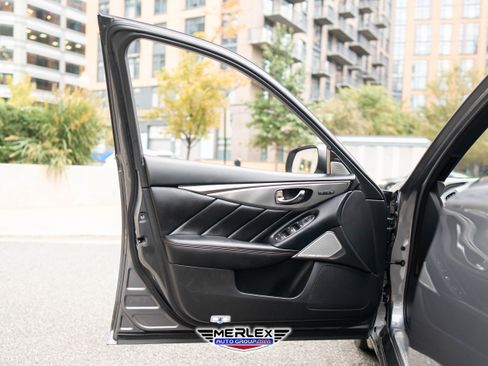 Used 2018 INFINITI Q50 Red Sport 400 w/ Sensory Package (Sport) image 41