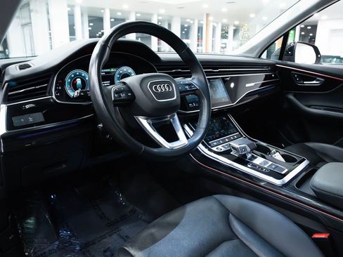 Used 2022 Audi Q7 3.0T Premium Plus w/ Premium Plus Package AWD/4WD image 19