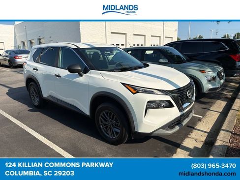 Used 2023 Nissan Rogue S AWD/4WD image 4