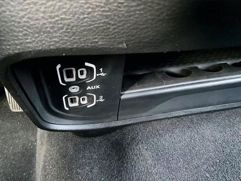 Used 2024 RAM 2500 Big Horn w/ Night Edition image 34