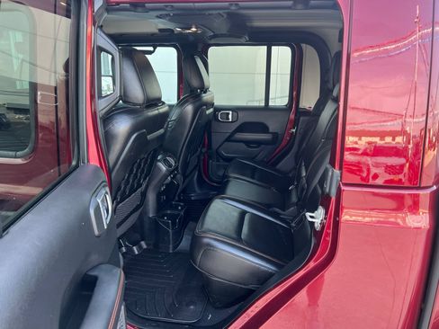 Used 2021 Jeep Gladiator Mojave AWD/4WD image 9