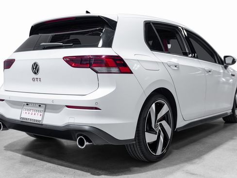 Used 2022 Volkswagen GTI SE image 12