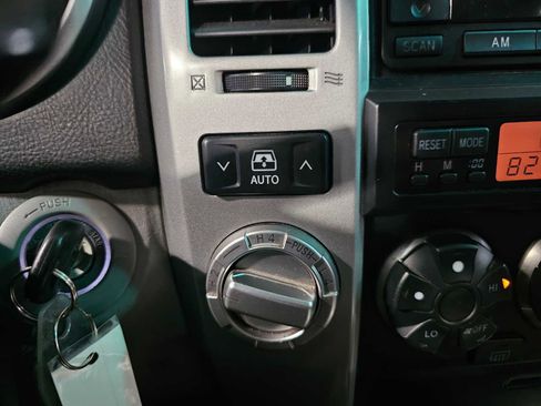 Used 2007 Toyota 4Runner SR5 image 17