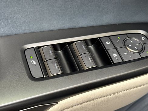 Used 2024 Lexus RZ 300e Premium w/ Technology Package FWD image 13