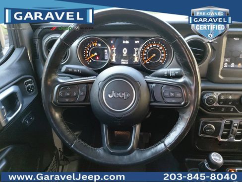 Used 2021 Jeep Gladiator Sport AWD/4WD image 4