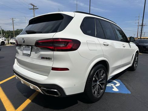 Used 2022 BMW X5 M50i AWD/4WD image 5