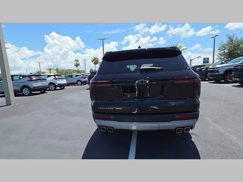 New 2026 Chevrolet Traverse LT w/ Driver Confidence Package AWD/4WD image 20