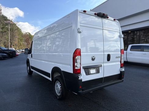 Used 2025 RAM ProMaster 3500 w/ Convenience Group image 8