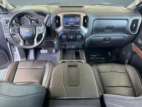 Used 2022 Chevrolet Silverado 1500 High Country w/ Z71 Off-Road Package AWD/4WD image 15