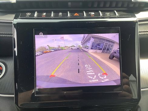 Certified 2024 Jeep Grand Cherokee L Laredo image 14