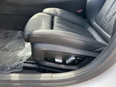 Used 2021 BMW 530e w/ Parking Assistance Package RWD image 20