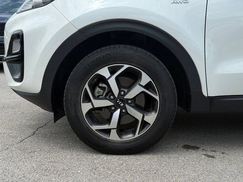 Certified 2022 Kia Sportage LX AWD/4WD image 5
