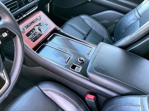 Used 2024 Lincoln Aviator Reserve RWD image 5