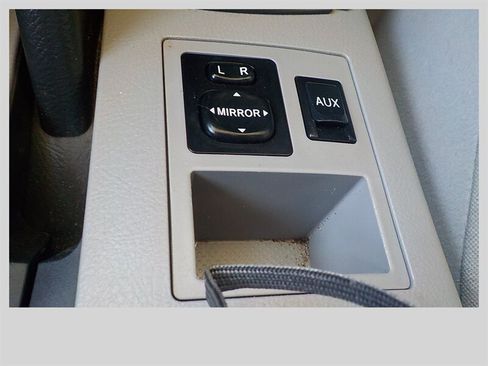 Used 2009 Toyota RAV4 4WD image 27