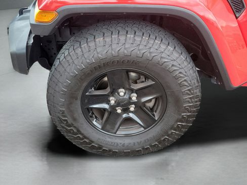 Used 2021 Jeep Gladiator Sport AWD/4WD image 34