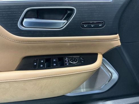 Used 2025 INFINITI QX80 Sensory image 39