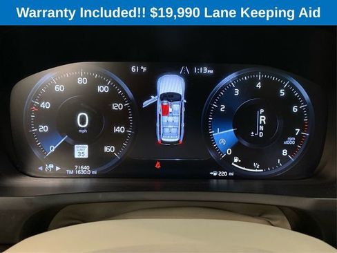 Used 2017 Volvo XC90 T6 Momentum w/ Vision Package image 21