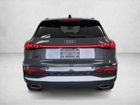 Used 2025 Audi Q5 Premium Plus w/ Premium Plus AWD/4WD image 7