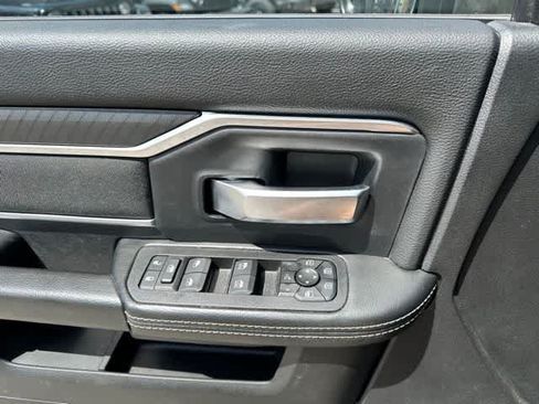 Used 2025 RAM 2500 Big Horn AWD/4WD image 12