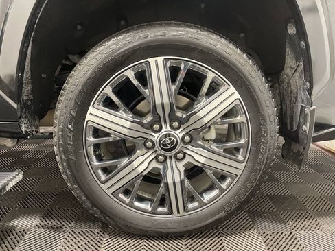 Used 2023 Toyota Sequoia Capstone image 28