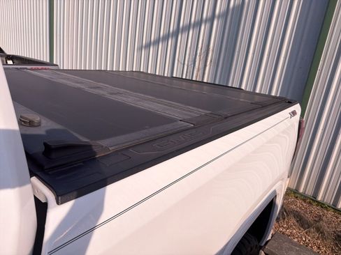 Used 2020 GMC Sierra 1500 SLT w/ SLT Premium Plus Package image 13