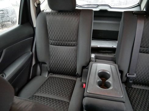 Used 2020 Nissan Rogue SV image 21