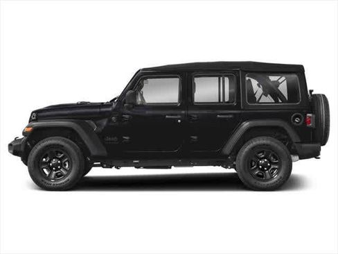 Used 2024 Jeep Wrangler Unlimited Sahara w/ Technology Group AWD/4WD image 3
