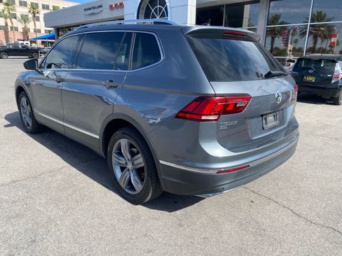 Used 2019 Volkswagen Tiguan SEL Premium AWD/4WD image 9