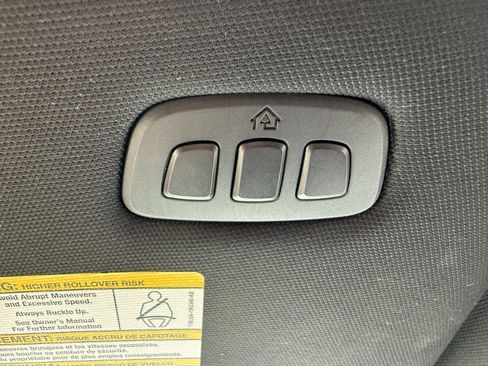 Used 2023 Ford Expedition Limited image 26