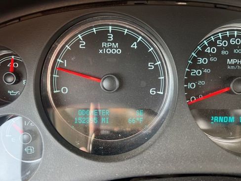 Used 2009 Chevrolet Silverado 2500 LTZ w/ Safety Package AWD/4WD image 11