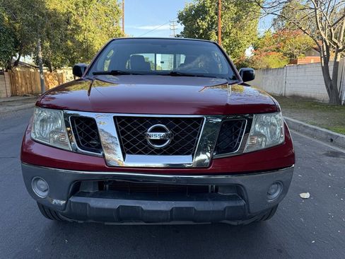 Used 2010 Nissan Frontier SE w/ Power Pkg image 2