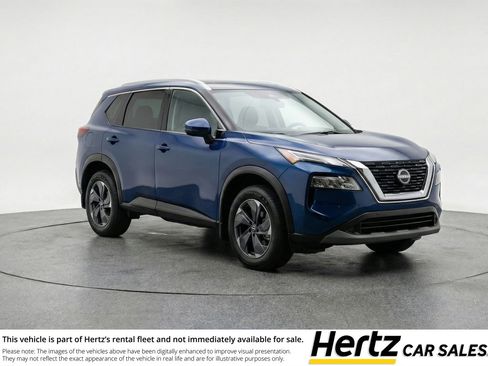 Used 2025 Nissan Rogue SV AWD/4WD image 1