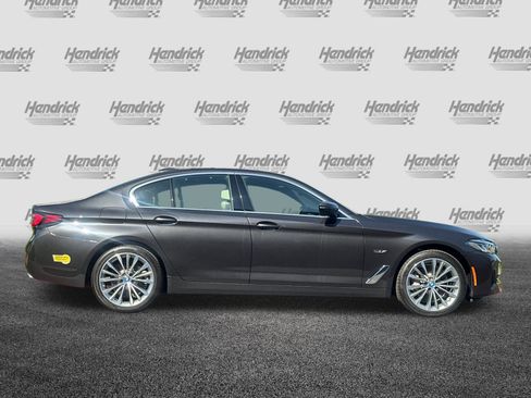 Certified 2023 BMW 530e xDrive w/ Executive Package image 3