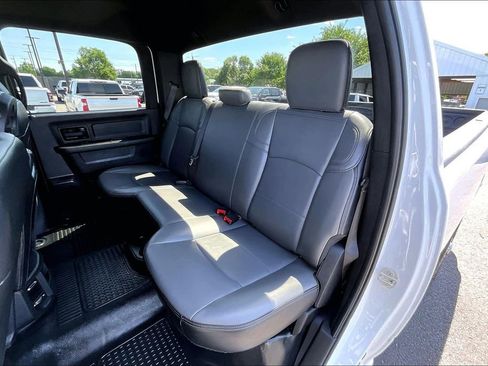 Used 2024 RAM 2500 Tradesman w/ Chrome Appearance Group AWD/4WD image 25