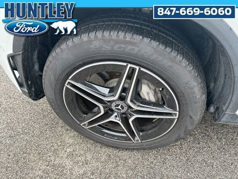 Used 2022 Mercedes-Benz GLC 300 4MATIC image 10
