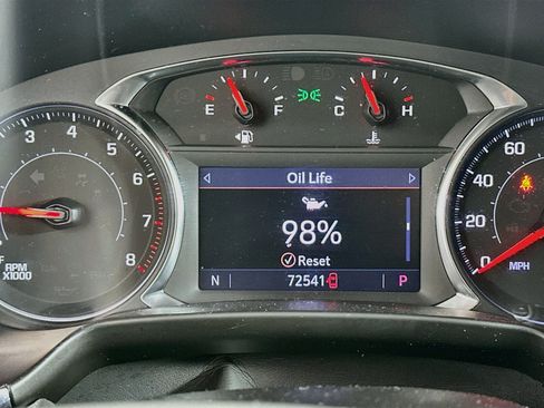 Used 2023 Chevrolet Blazer LT FWD image 17