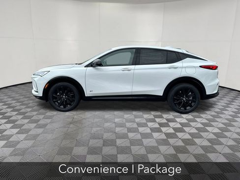 New 2026 Buick Envista Sport Touring w/ Convenience I Package FWD image 3