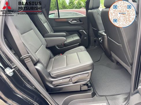 Used 2026 GMC Yukon Denali w/ Sun & Power Step Package AWD/4WD image 54