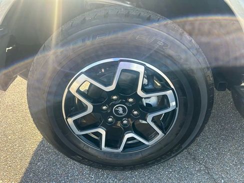 Certified 2025 Ford Bronco Outer Banks AWD/4WD image 11