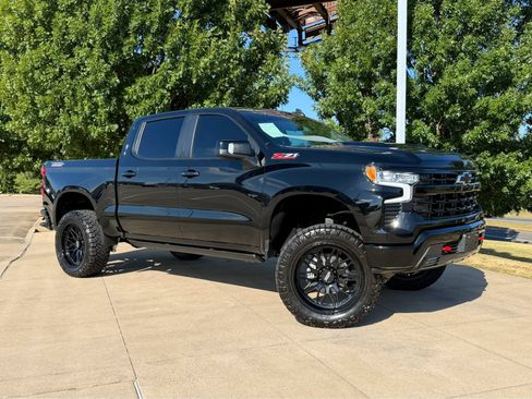 Used 2026 Chevrolet Silverado 1500 LT Trail Boss w/ Safety Package AWD/4WD image 1
