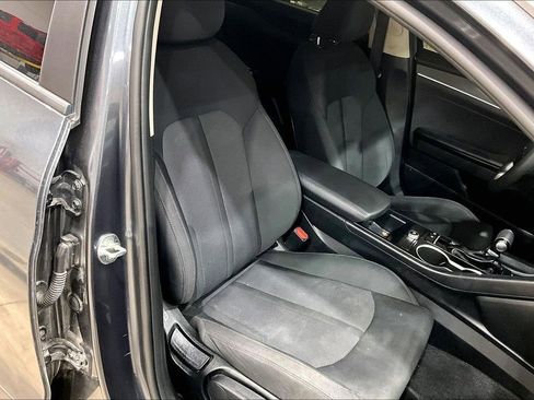 Used 2022 Kia K5 LXS image 7