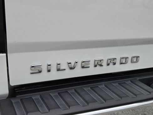 Used 2019 Chevrolet Silverado 1500 LT RWD image 11