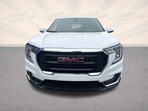Used 2023 GMC Terrain SLE image 9