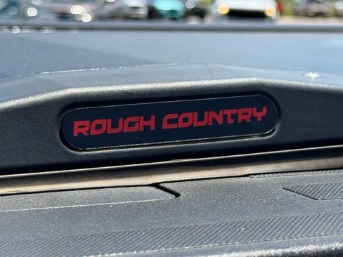 Used 2019 Ford F250 Lariat w/ Lariat Ultimate Package AWD/4WD image 12