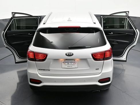 Used 2019 Kia Sorento FWD w/ LX Convenience Package image 36